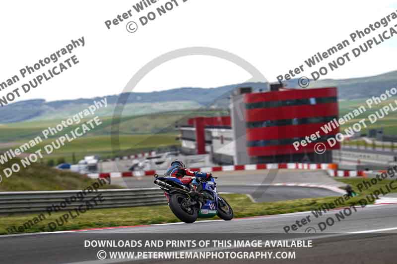 cadwell no limits trackday;cadwell park;cadwell park photographs;cadwell trackday photographs;enduro digital images;event digital images;eventdigitalimages;navarra;no limits trackdays;peter wileman photography;racing digital images;trackday digital images;trackday photos
